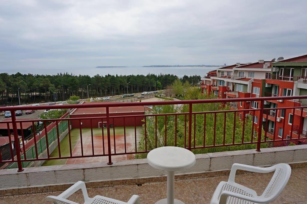Gt Green Fort Beach Apartments Sunny Beach Exterior foto